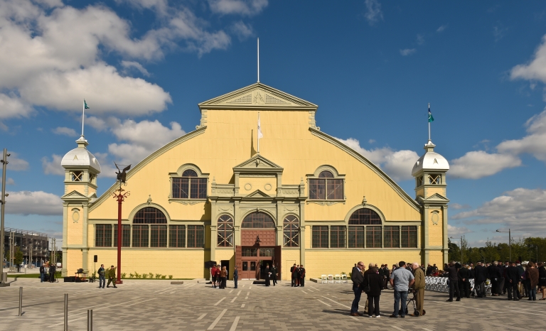 Pavillon Aberdeen, extérieur, été, entrée ouest, parc Lansdowne