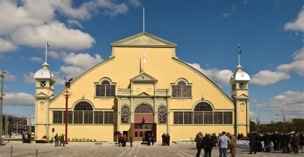 Aberdeen Pavilion, outdoors, summer