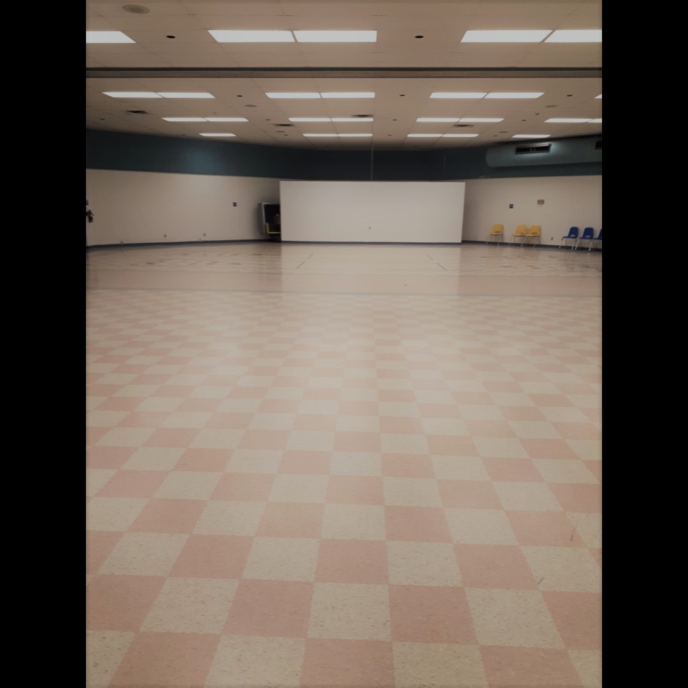 その他 Arena sep2000 Bridget Hall Hall B - R.J. Kennedy Community Centre and Arena | City of Ottawa